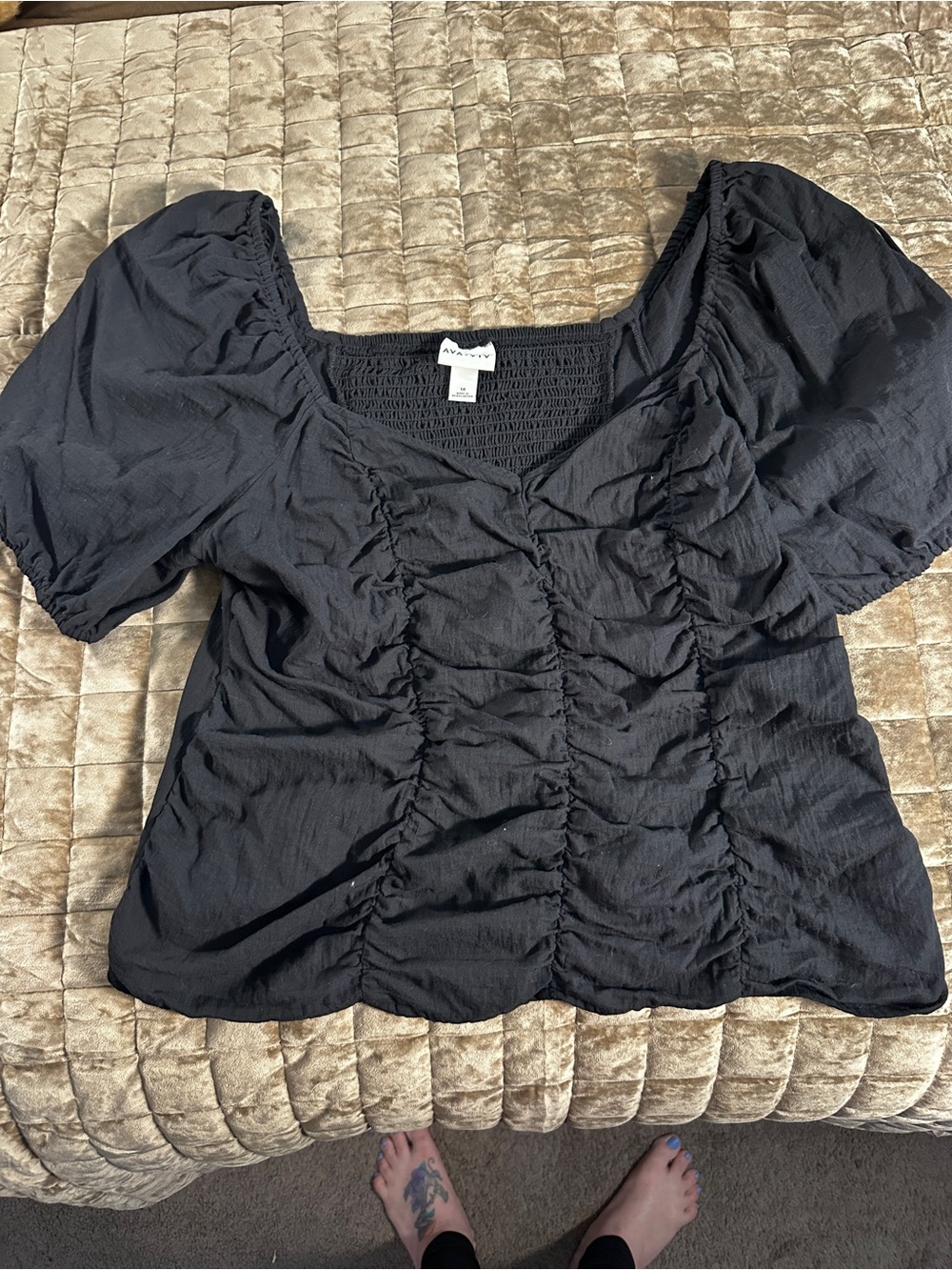 Ava & Viv Black Gathered Front Puff Sleeve Blouse